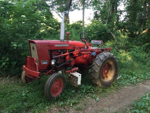 tractor farm organic