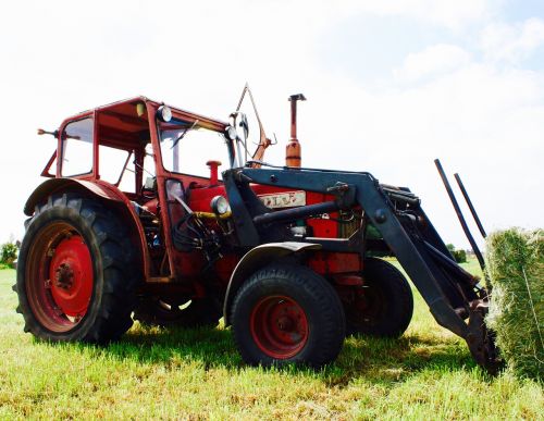 tractor red summer