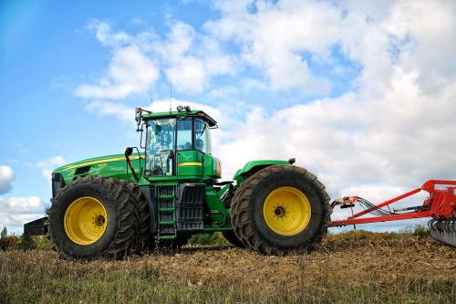 tractor farming farm