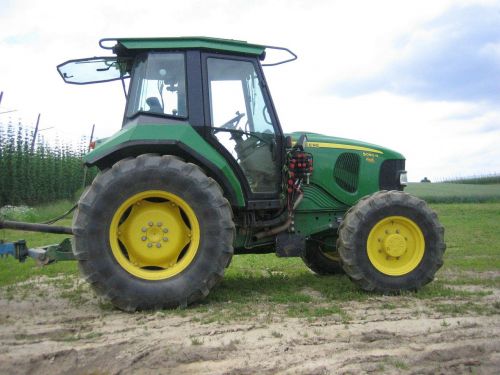 tractor agriculture vehicle