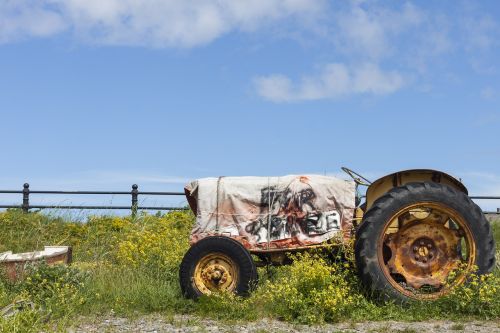 tractor vehicle equipment