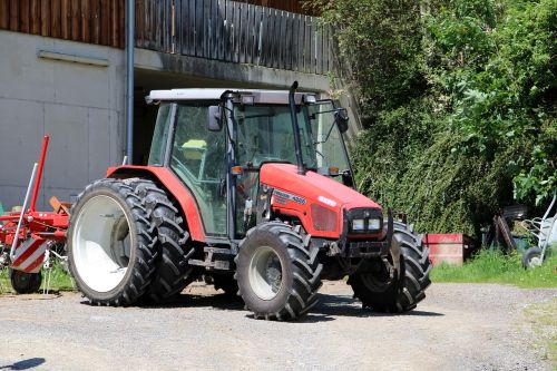 tractor farm agriculture