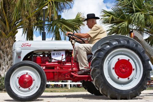 tractor antique farmer