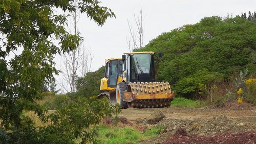 tractor  bulldozer  area