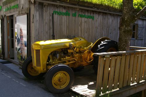 tractors historically tractor