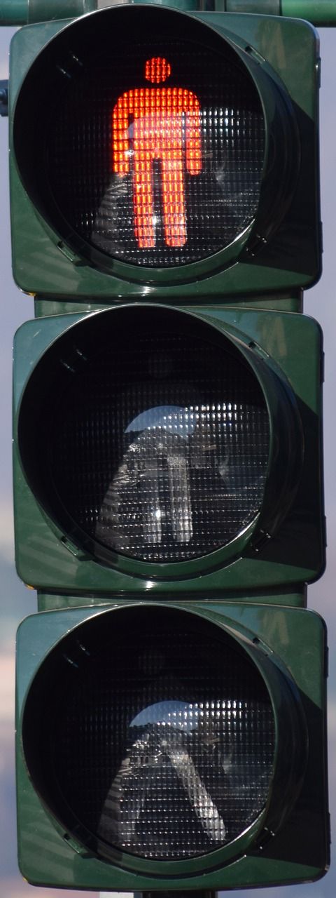 traffic light red stop