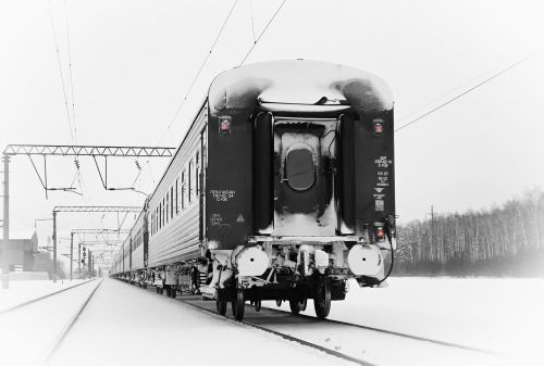 train winter railway