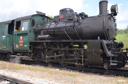 train steam locomotive histirický train