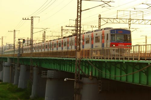 train subway han river