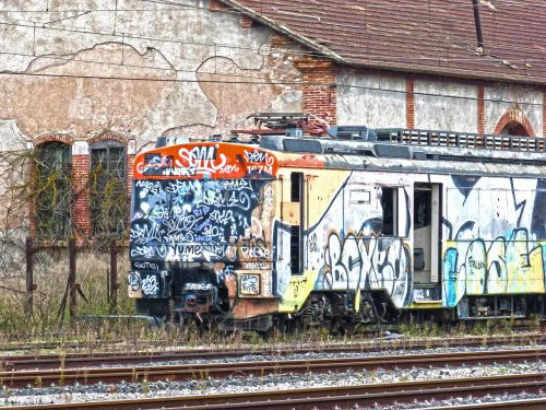 train comboy graffiti
