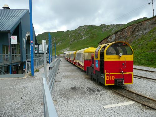 train mountain pyrénées