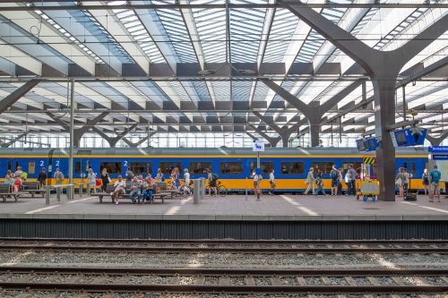 train station rotterdam