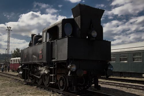 train wagons steam locomotive