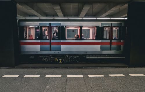 train prague subway