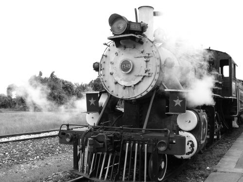 train steam cuba
