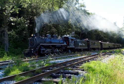 train track engine