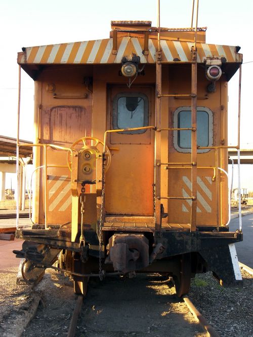 train yellow track
