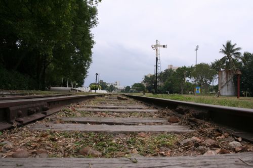 train railroad railway