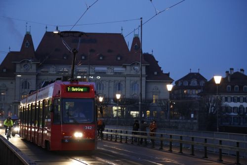 tram bern bridge