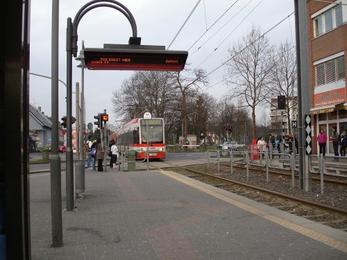 tram stop waiting time
