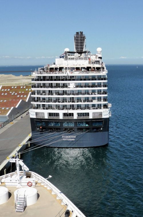 transport cruise boat cruise