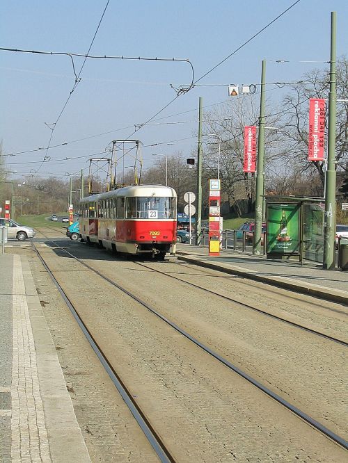 transport tram prague