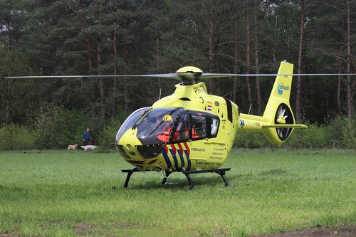 trauma helicopter  ambulancehelikopter  112