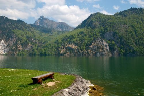 traunsee lake austria
