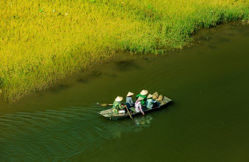 travel  boat  people