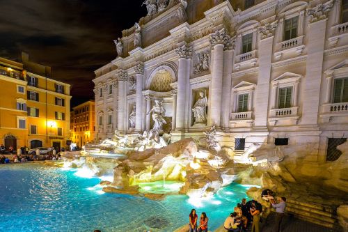 trevi fountain water