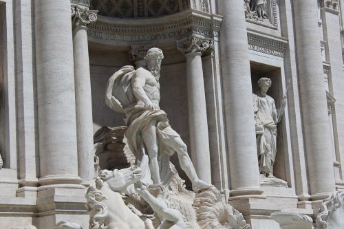 trevi fontana sculpture