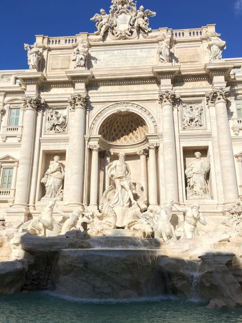 trevi fountain rome fontana