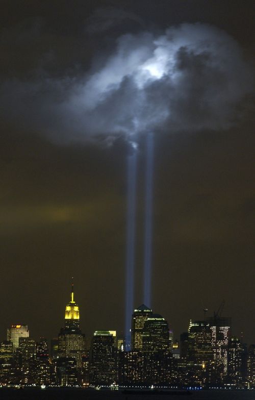 tribute in light memorial new york city manhattan
