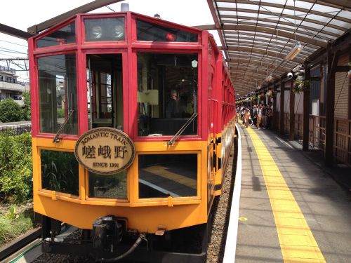 trolley train sagano kyoto