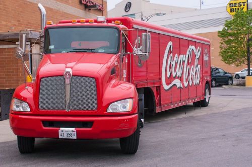 truck red coca-cola