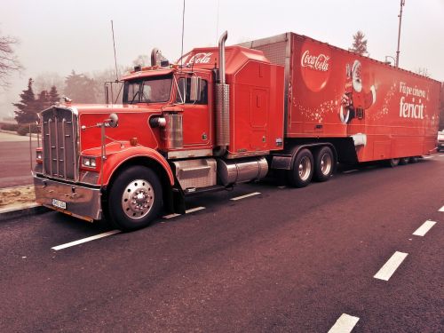 truck santa claus coca cola
