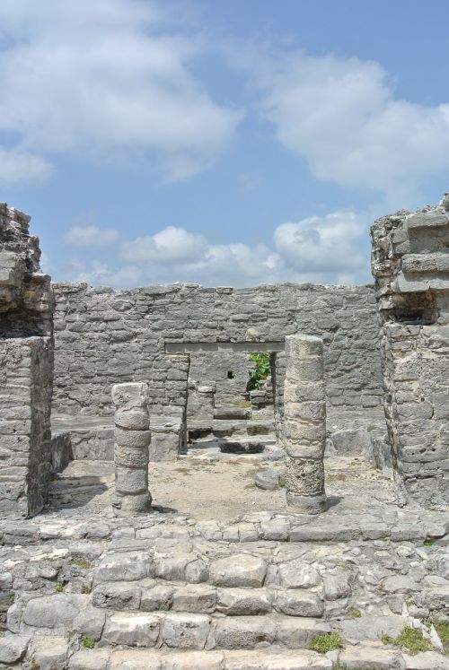 tulum mexico ruins
