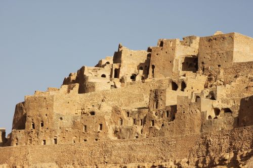 tunisia house cave