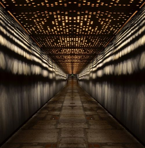 tunnel budapest lighting