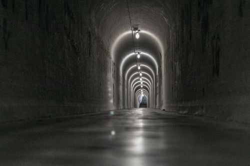 tunnel floor dark