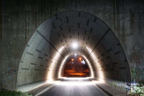 tunnel  light  passage