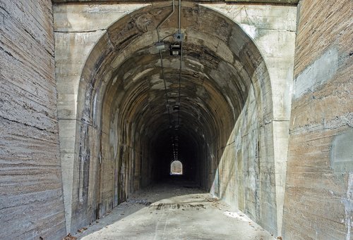 tunnel  dark  light