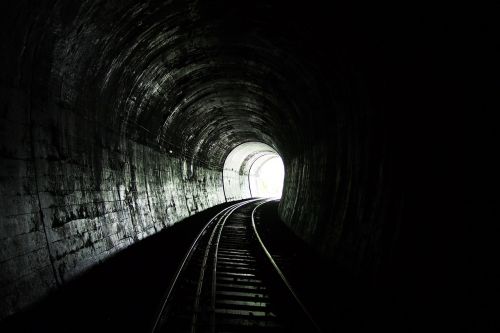 tunnel train railway