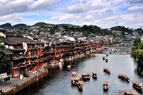 tuojiang street ship