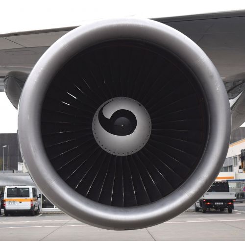 turbine engine aircraft