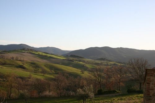tuscany landscape panorama