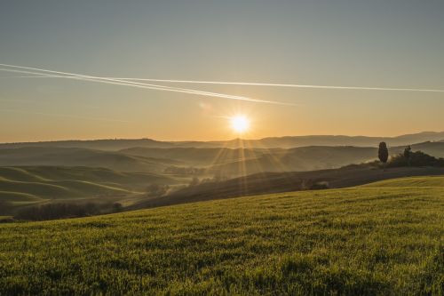 tuscany landscape sunset