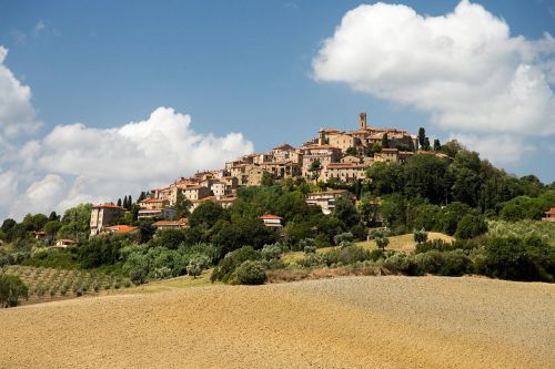 tuscany country building