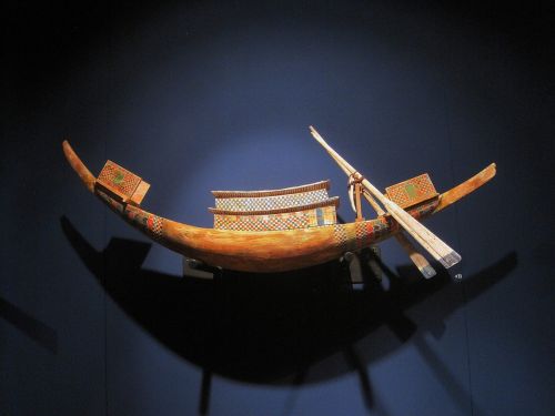 tutankhamun egyptian vessel