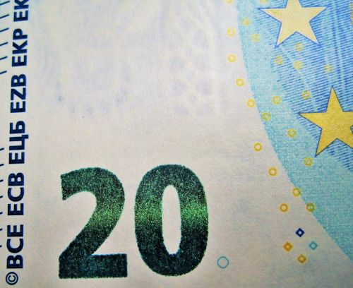 twenty euros detail emerald-paid